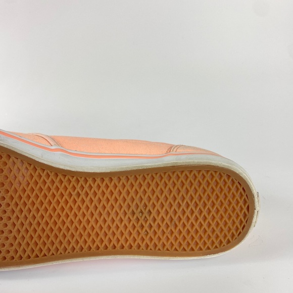 Distressed Peach Vans Women’s Size 11 - Picture 3 of 5